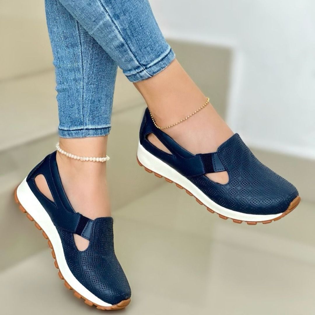 CALZADO MAFALDA REPUJADO 👟✨